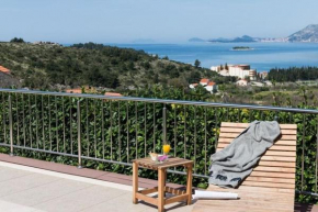 Apartments Villa Bell Memories-Studio Apartment with Balcony and Sea View A2